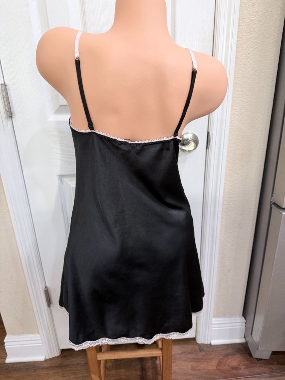Victoria’s Secret Black Satin Lace Slip Chemise Nightgown Lingerie LG Large - Picture 2 of 14
